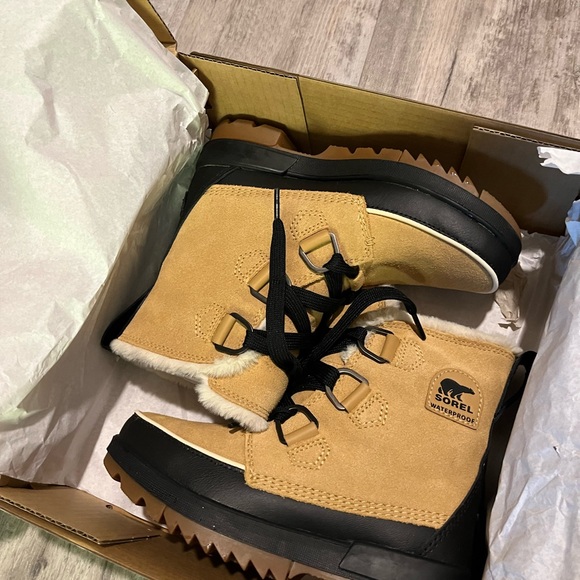 Sorel Tivoli IV WP in Curry 🎄🎁 - Picture 4 of 4